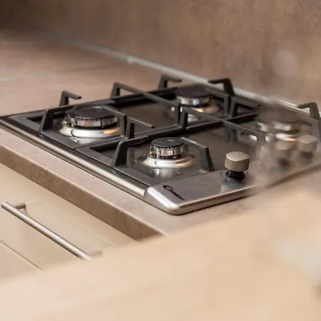 Carolina アパート リエカ